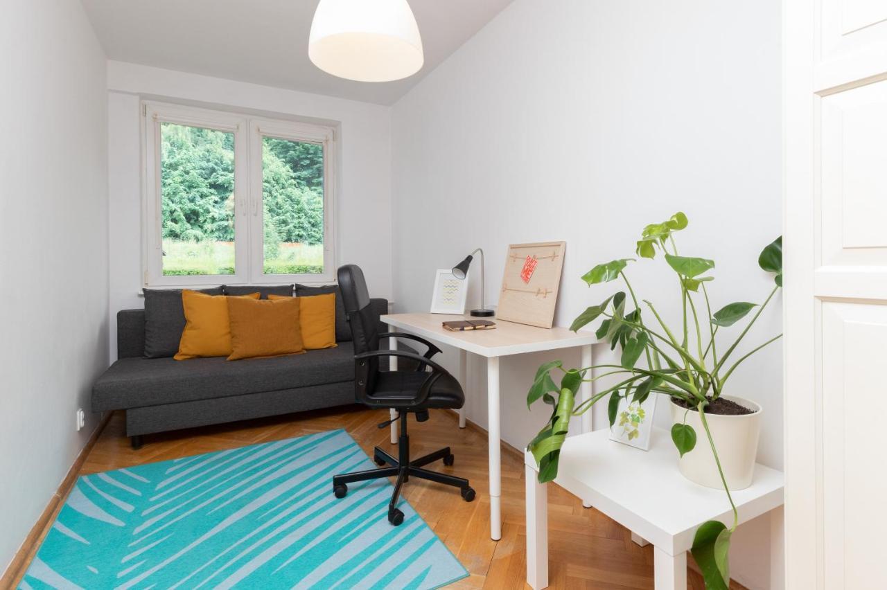 Bay By Renters Lägenhet *